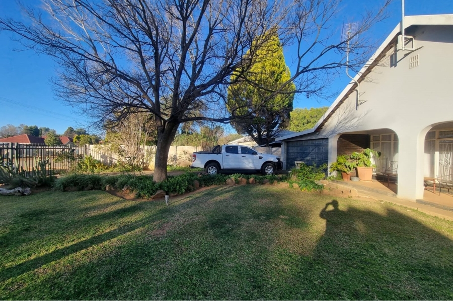 4 Bedroom Property for Sale in Meiringspark North West